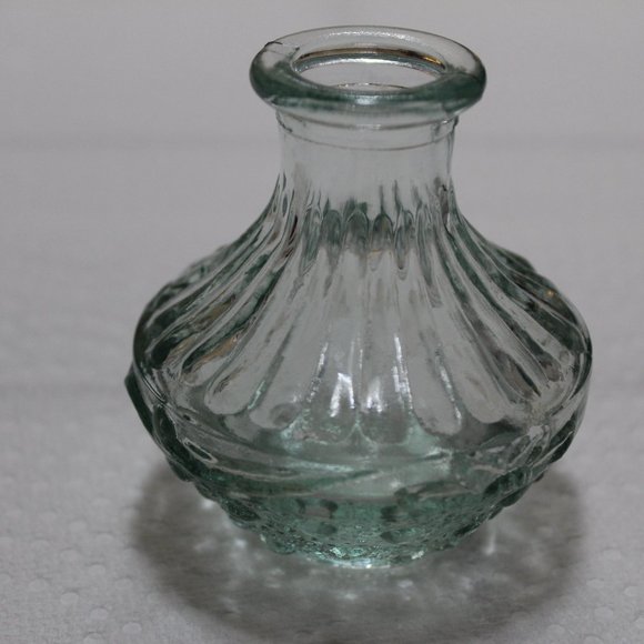 Authentic Recycled Glass Mini Bottles Textured Green Set of 3 Made in Spain - Picture 9 of 11